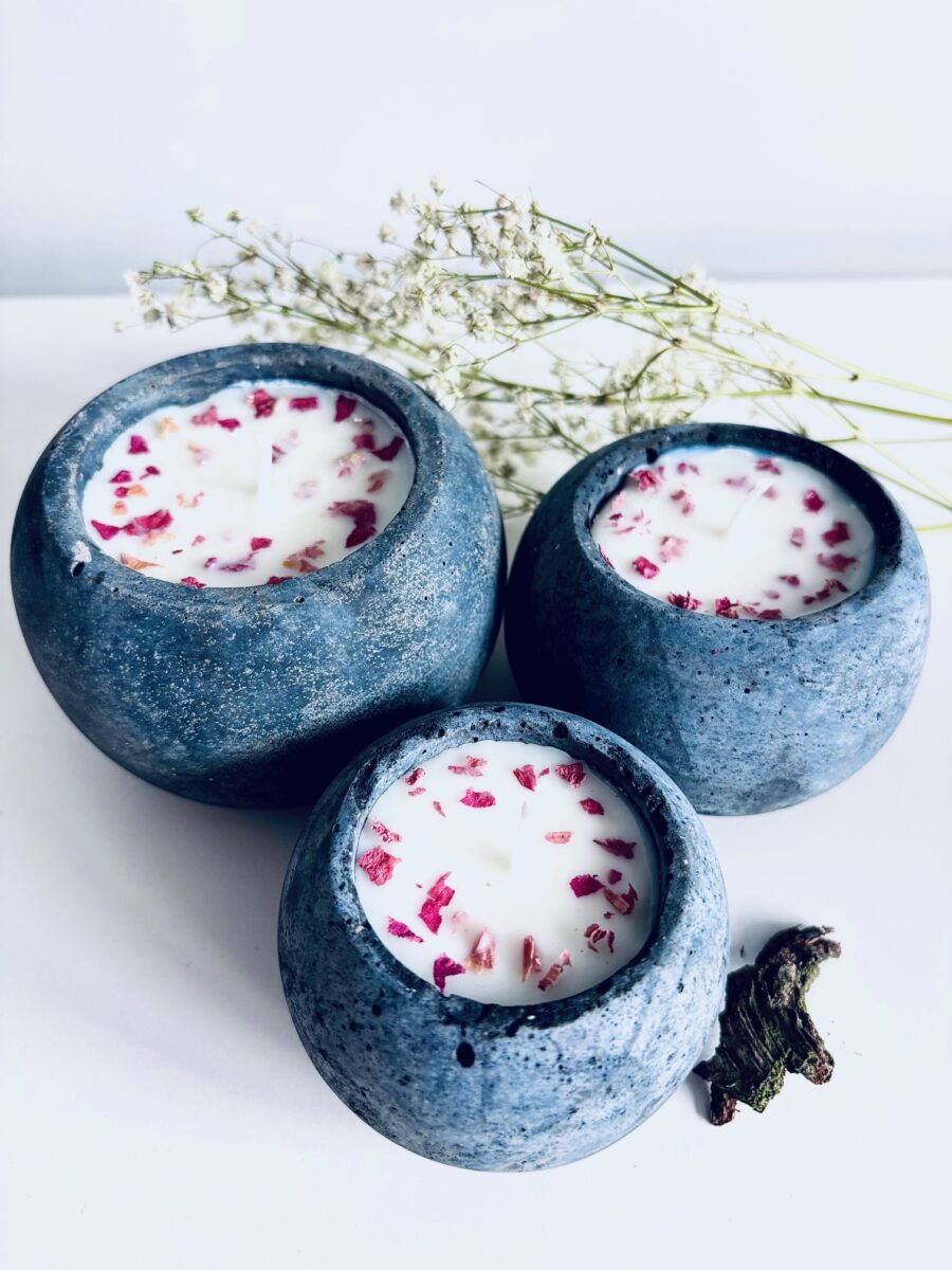 Komplet trzech świec Tajemnica Piwonii